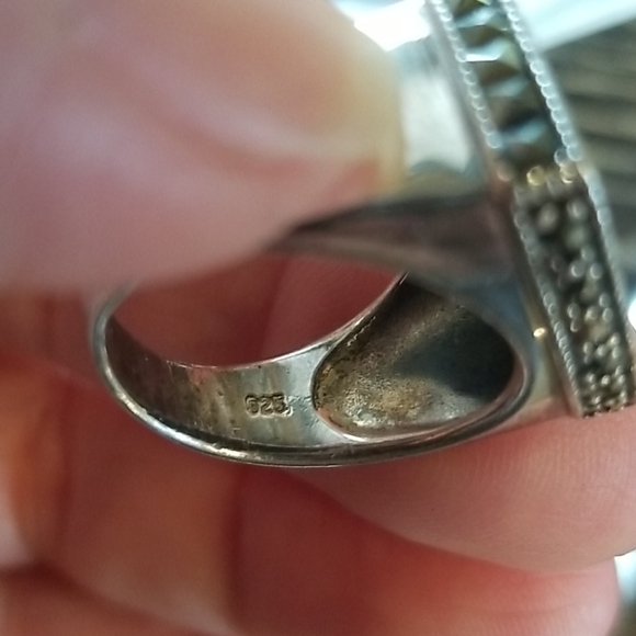 Marcasite silver ring with red stone size 7 - Picture 8 of 8